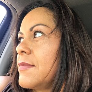 Meet your Posher, Pilar